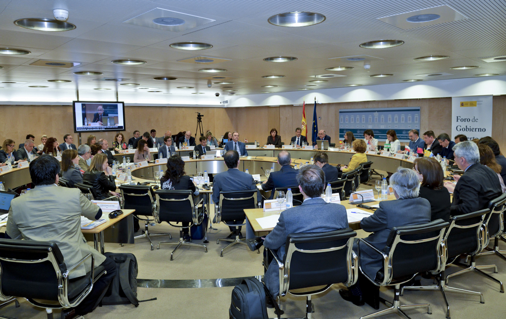 Foto de la reunión constitutiva del Foro de Gobierno Abierto